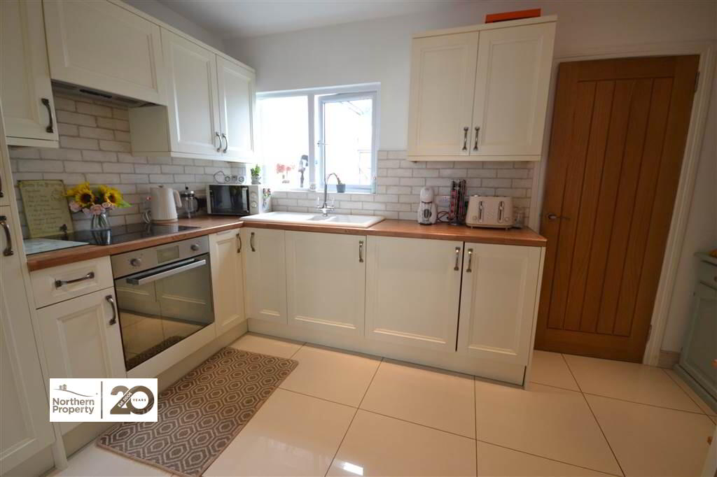 Photo 13 of 92 Iveagh Street, Belfast