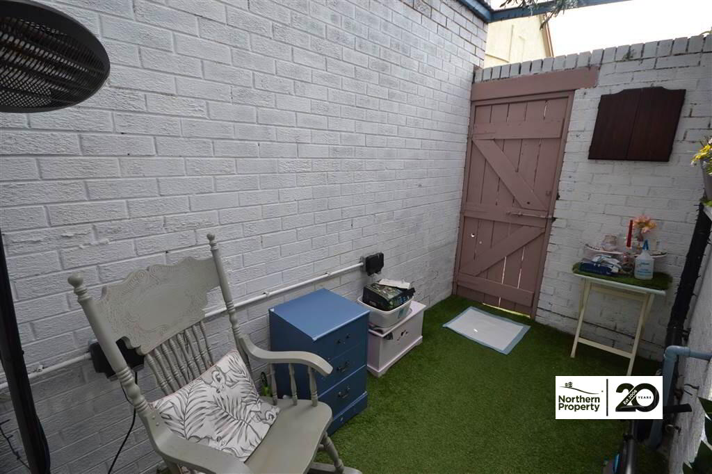 Photo 22 of 92 Iveagh Street, Belfast