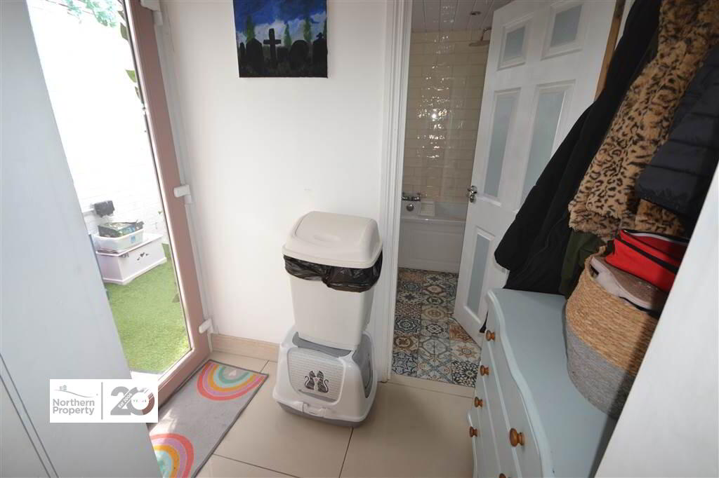 Photo 28 of 92 Iveagh Street, Belfast