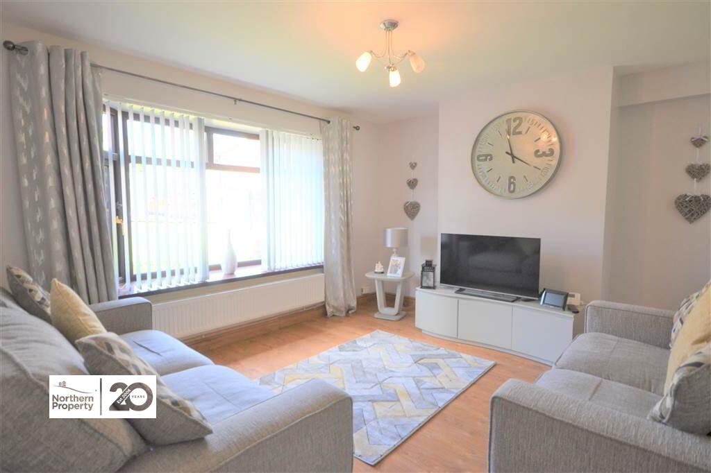 Photo 3 of 16 Glencolin Close, Belfast