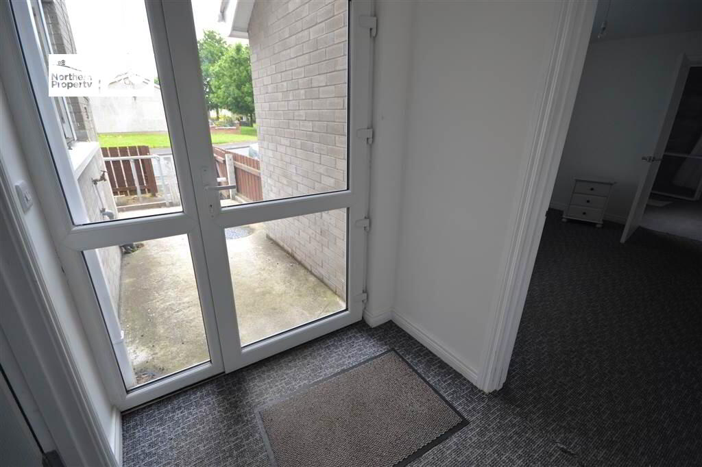 Photo 6 of 11 Laburnum Green, Dunmurry, Belfast