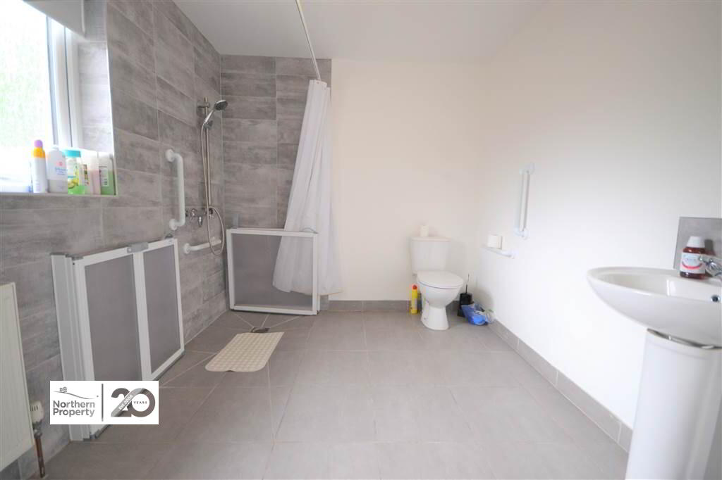 Photo 9 of 11 Laburnum Green, Dunmurry, Belfast