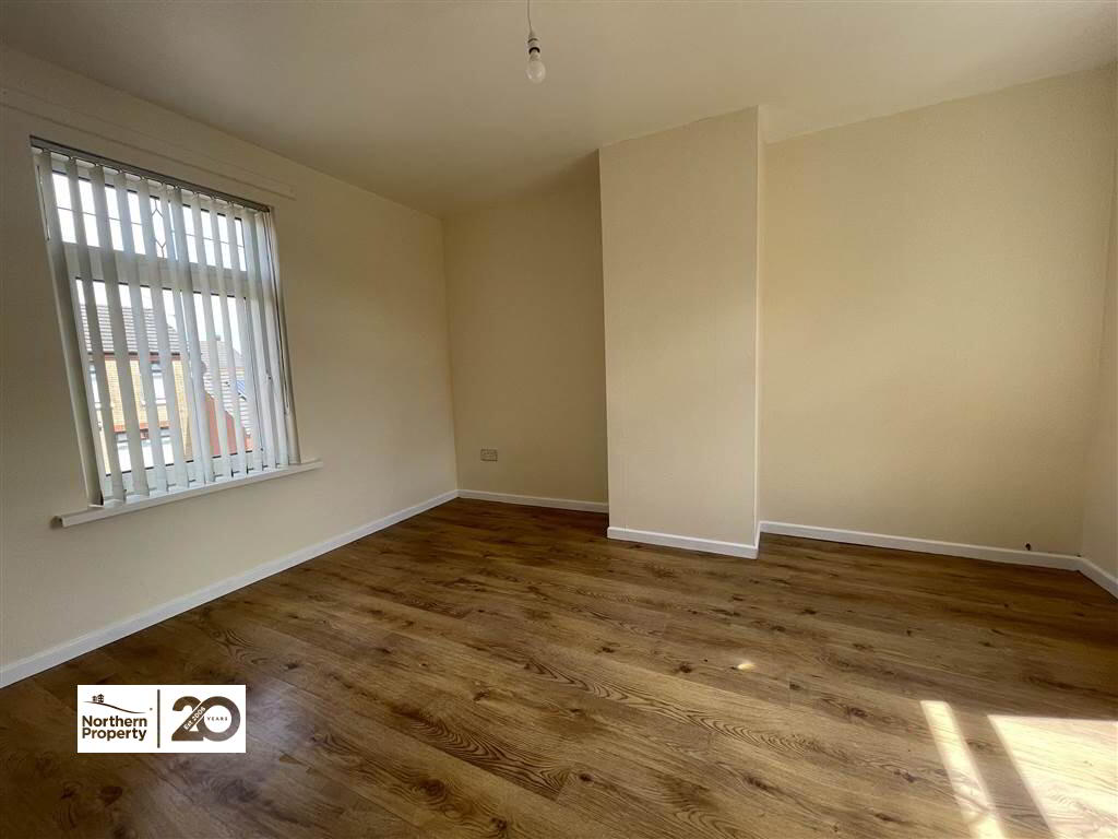 Photo 13 of 6 Lisfaddan Crescent, Belfast