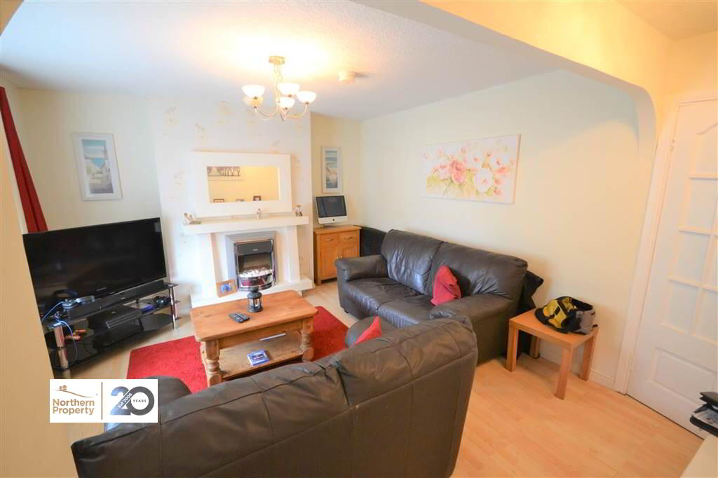 Photo 3 of 8 Cairns Street, Belfast