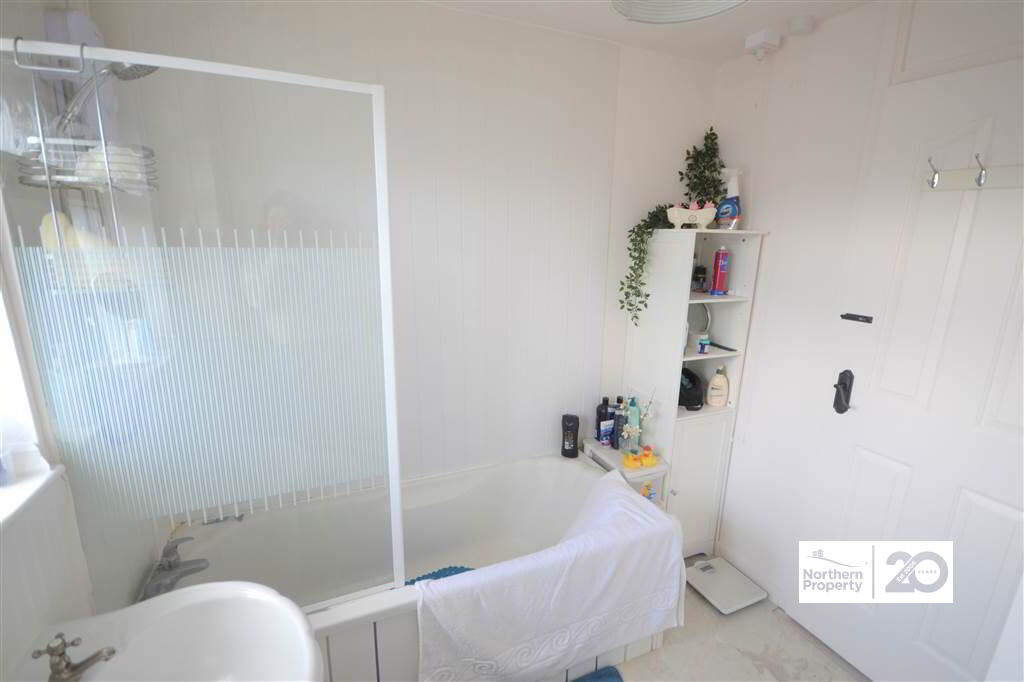 Photo 13 of 8 Cairns Street, Belfast