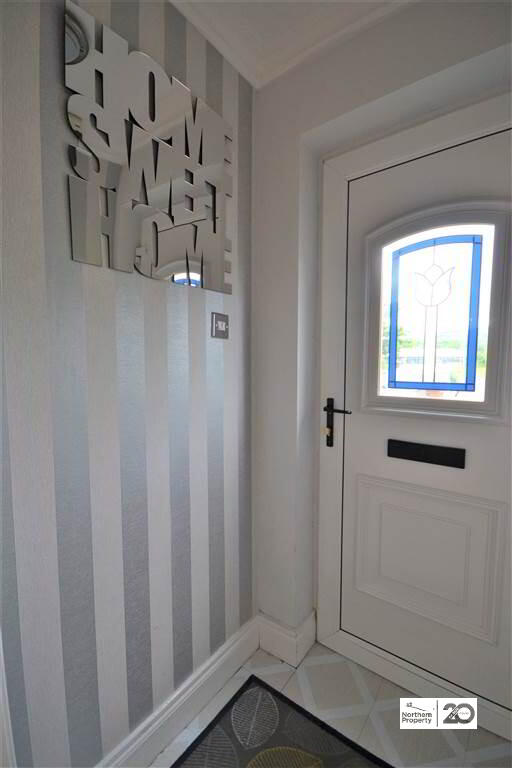 Photo 2 of 9 Summerhill Mews, Belfast