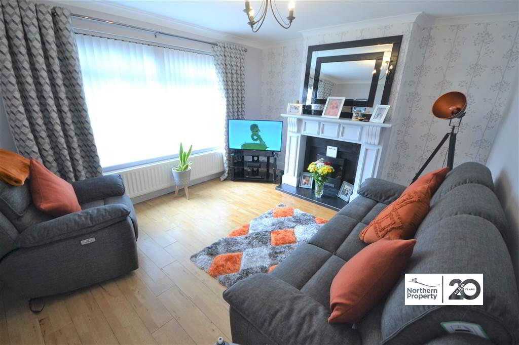 Photo 3 of 15 Glencolin Drive, Belfast