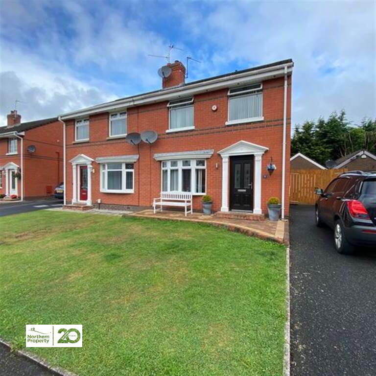 Photo 1 of 9 Corrina Avenue, Dunmurry, Belfast