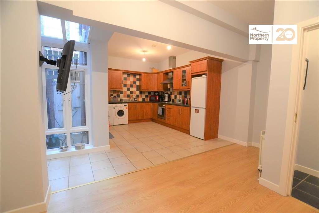 Photo 6 of 13 Iveagh Drive, Belfast