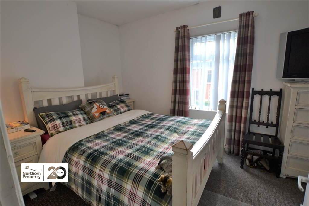 Photo 10 of 5 Beechmount Street, Belfast