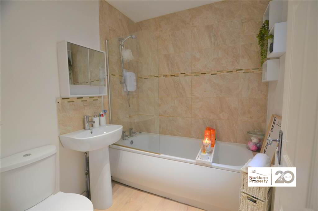 Photo 16 of 19 Springfield Drive, Belfast