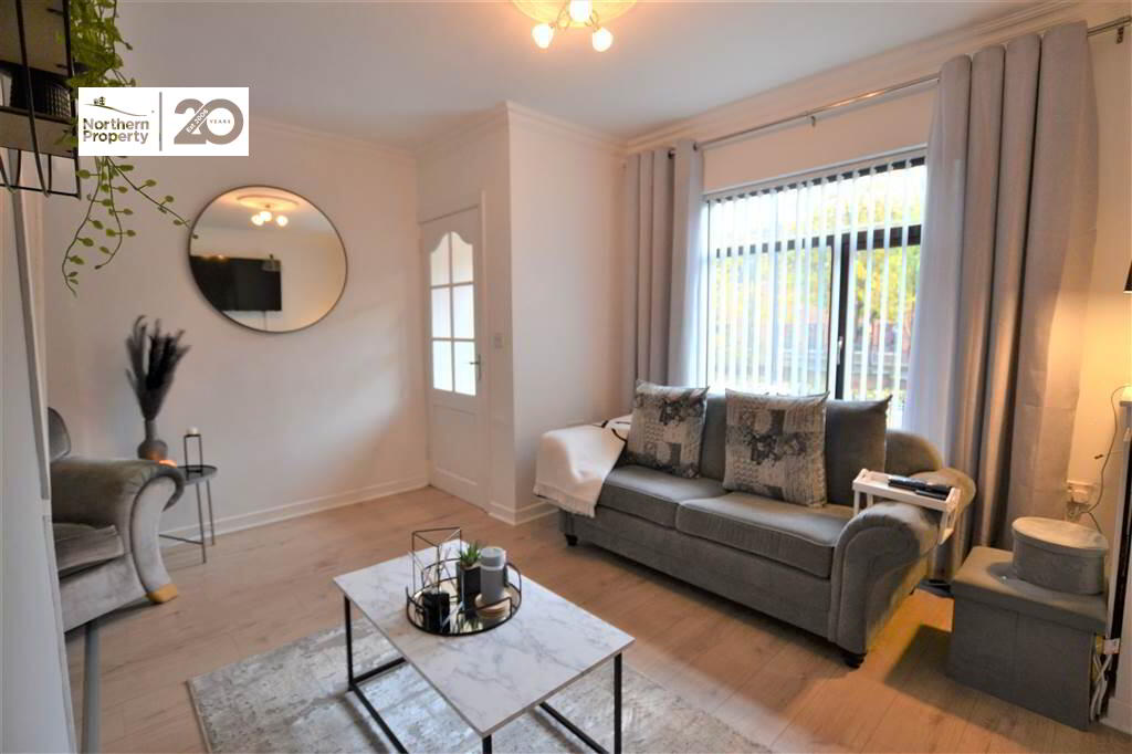 Photo 3 of 19 Springfield Drive, Belfast