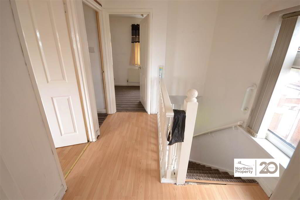 Photo 10 of 75 Dermott Hill Road, Belfast