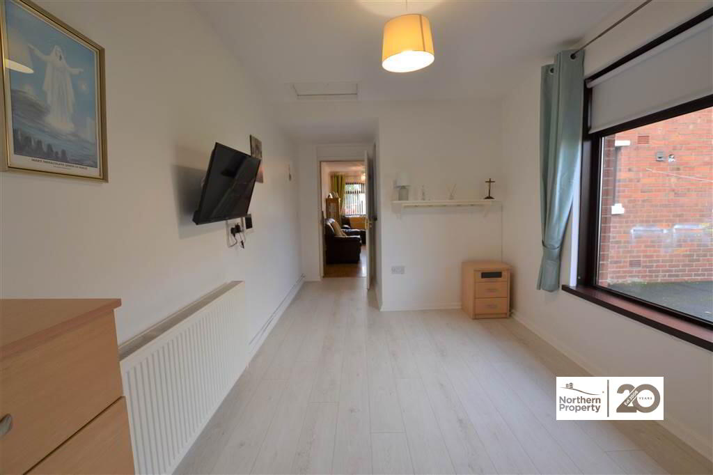 Photo 11 of 71 Bingnian Drive, Belfast