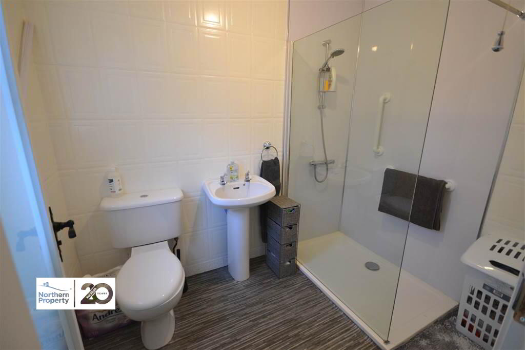 Photo 9 of 65 Forfar Street, Belfast