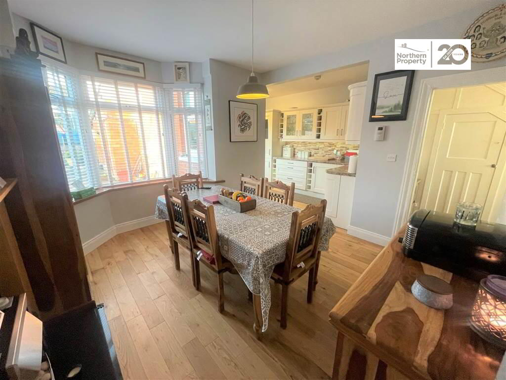 Photo 6 of 555 Falls Road, Belfast