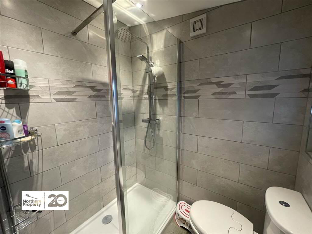 Photo 15 of 555 Falls Road, Belfast