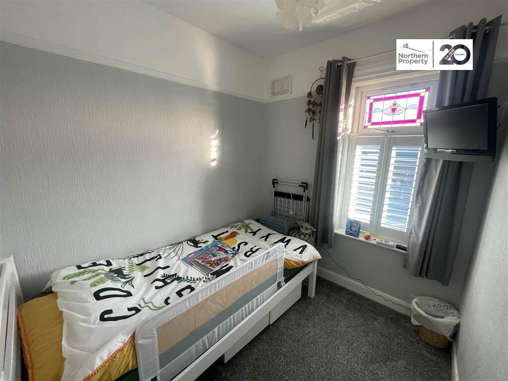 Photo 21 of 555 Falls Road, Belfast