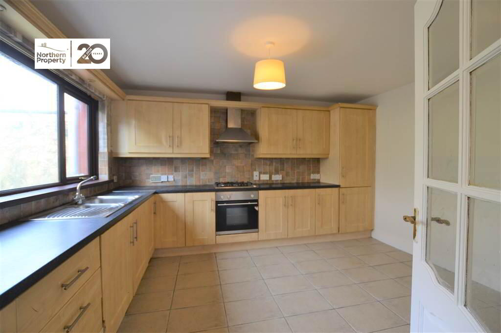 Photo 3 of 47 Moyard Parade, Belfast