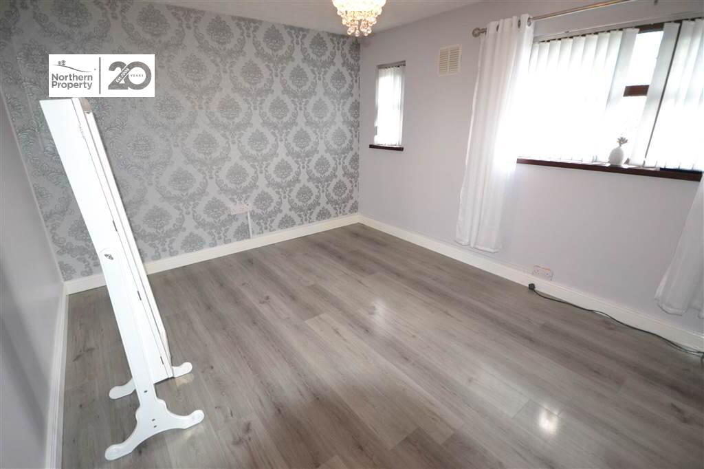 Photo 10 of 9 Whitecliff Drive, Belfast