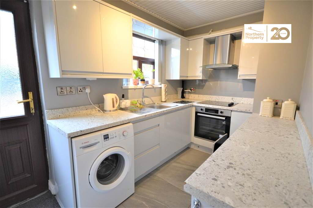 Photo 5 of 9 Whitecliff Drive, Belfast