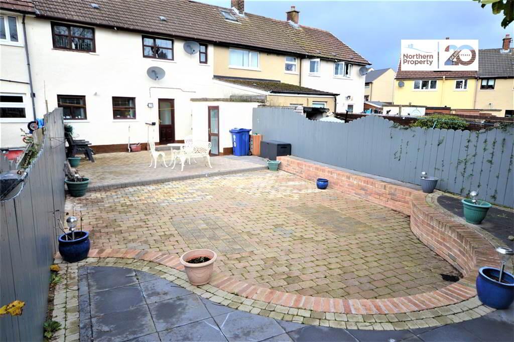 Photo 13 of 9 Whitecliff Drive, Belfast