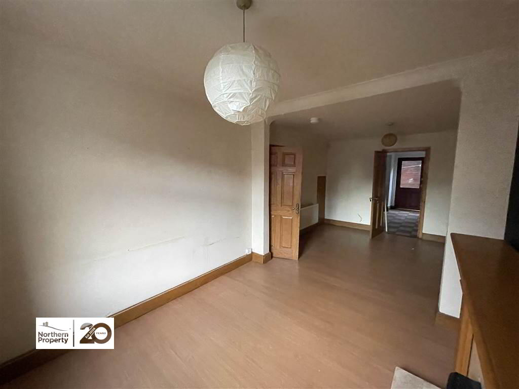 Photo 3 of 11 Broadway, Falls Road, Belfast