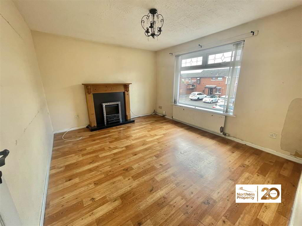 Photo 3 of 15b Majestic Drive, Belfast