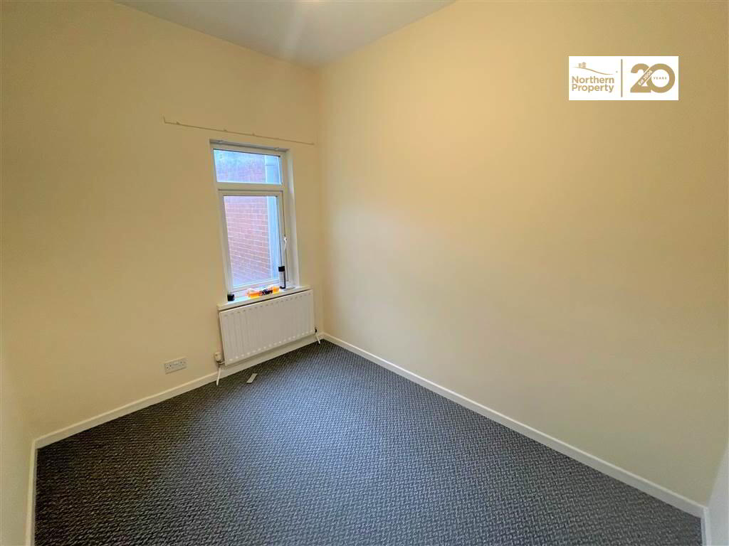 Photo 6 of 47 Fallswater Street, Belfast