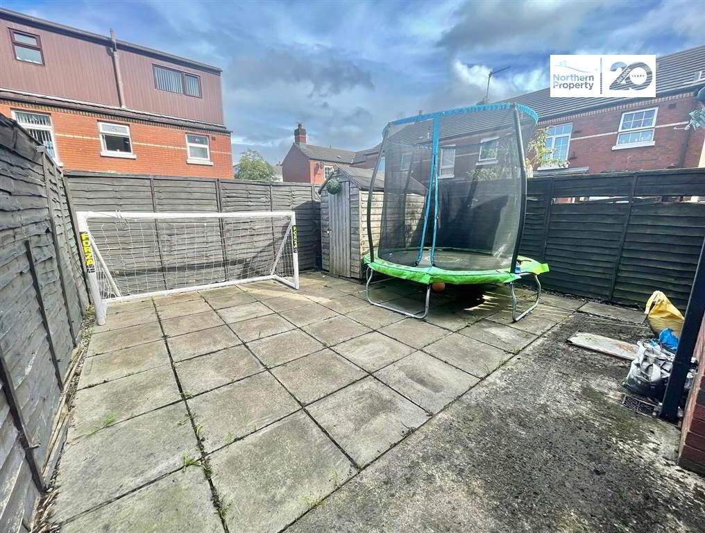 Photo 9 of 12 Lisfaddan Drive, Belfast