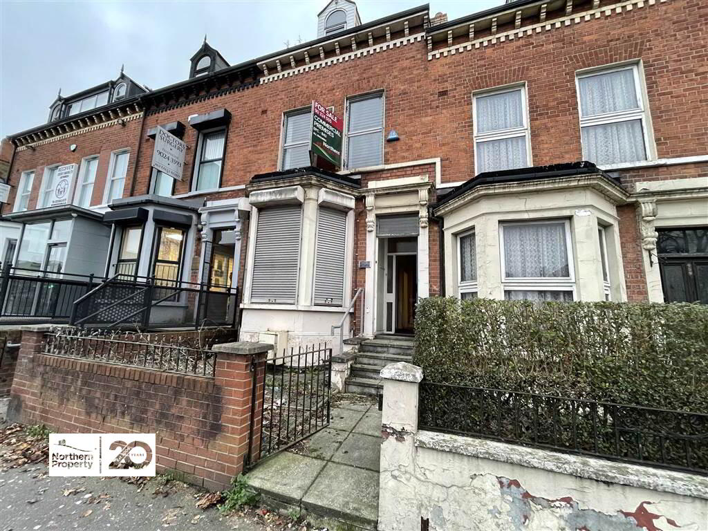 Photo 2 of 461 Falls Road, Belfast