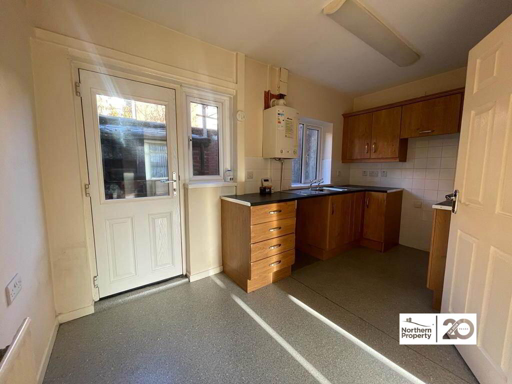 Photo 4 of 40 Stratford Gardens, Belfast