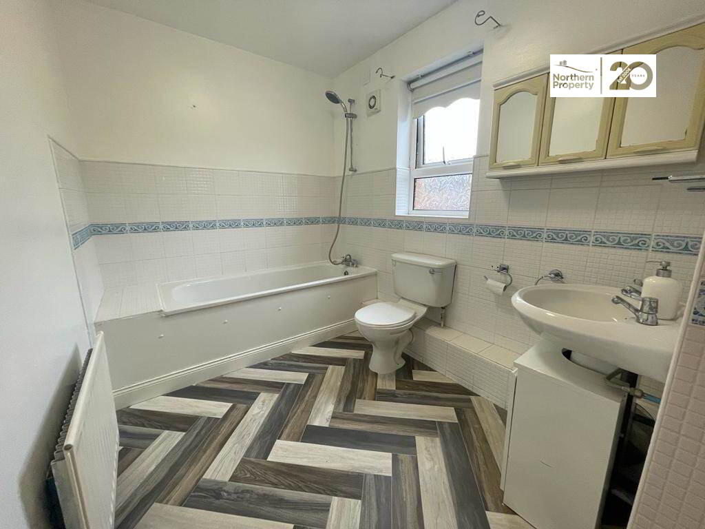 Photo 7 of 20 Beechmount Gardens, Belfast