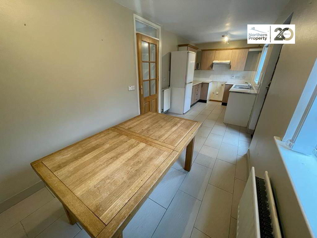 Photo 6 of 20 Beechmount Gardens, Belfast