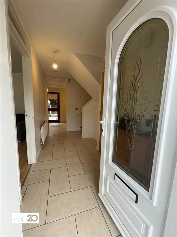 Photo 2 of 20 Beechmount Gardens, Belfast