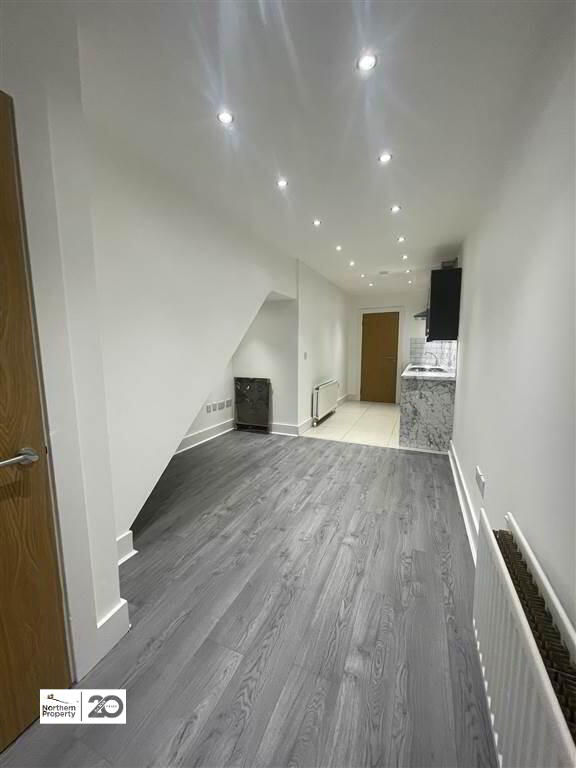 Photo 5 of 51 Fort Street, Belfast