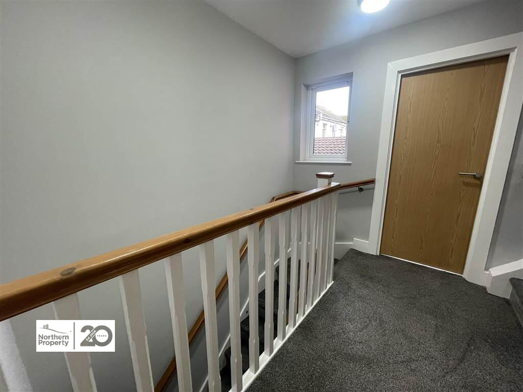 Photo 9 of 51 Fort Street, Belfast