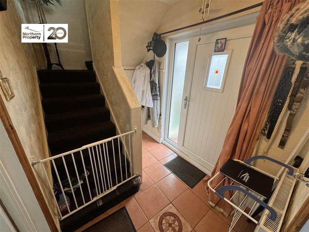 Photo 3 of 12 Knockdhu Park, Belfast