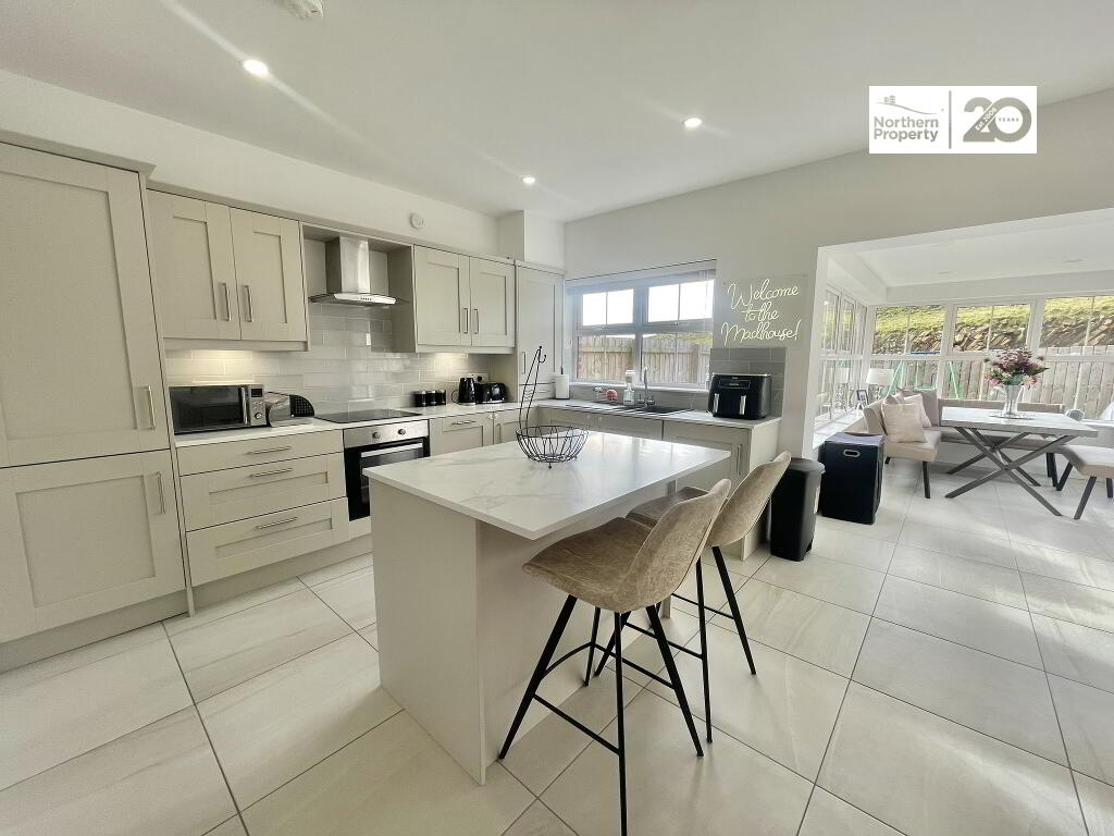 Photo 10 of 87 Thornberry Hill, Belfast