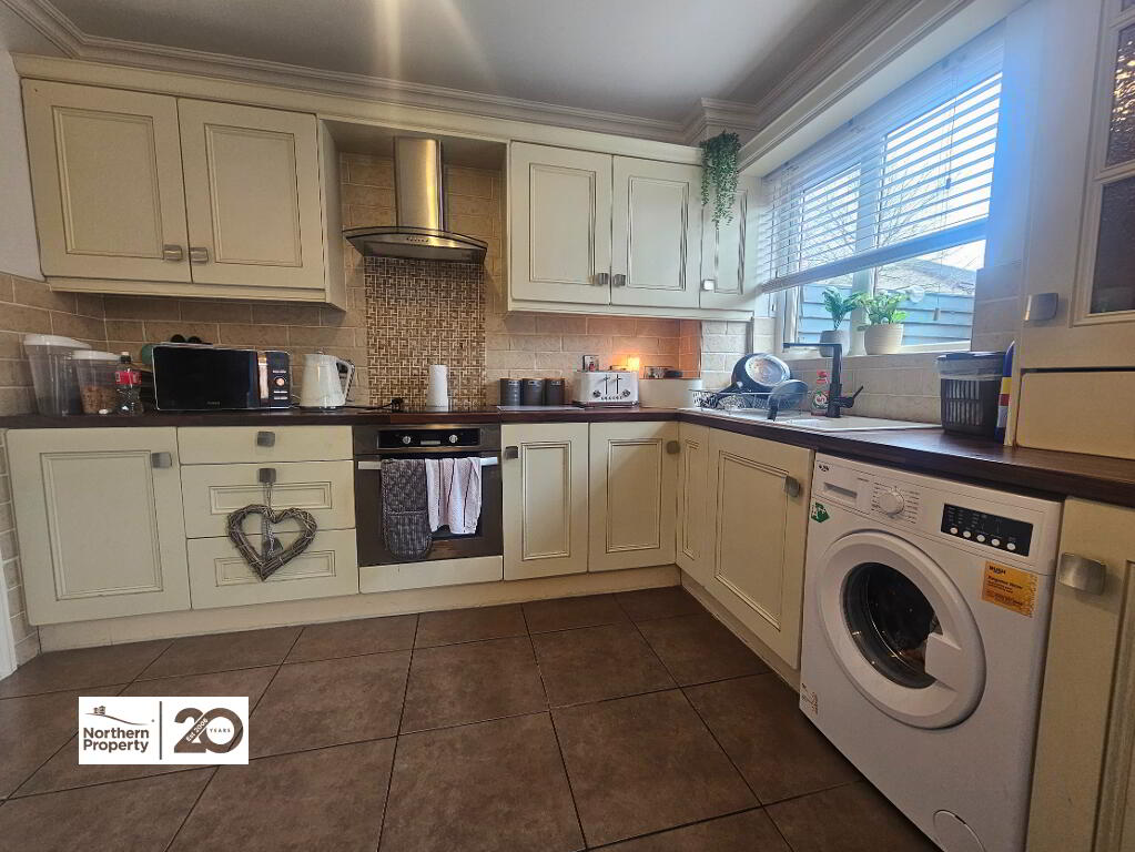 Photo 4 of 7a Thornhill Crescent, Belfast