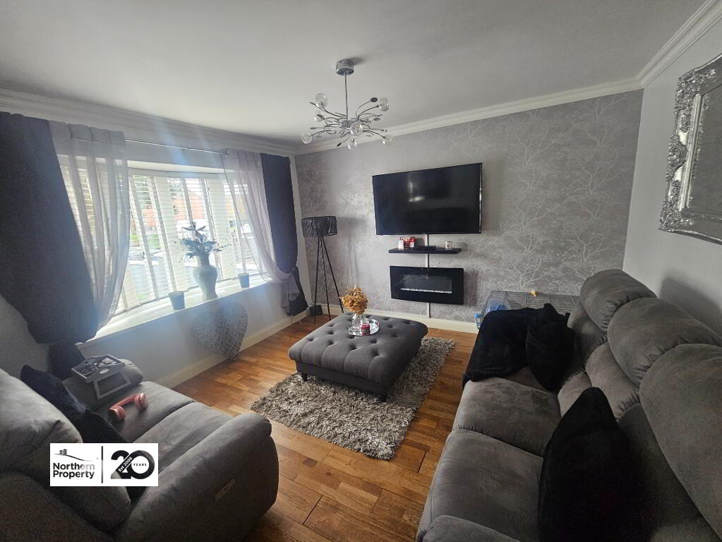 Photo 3 of 7a Thornhill Crescent, Belfast