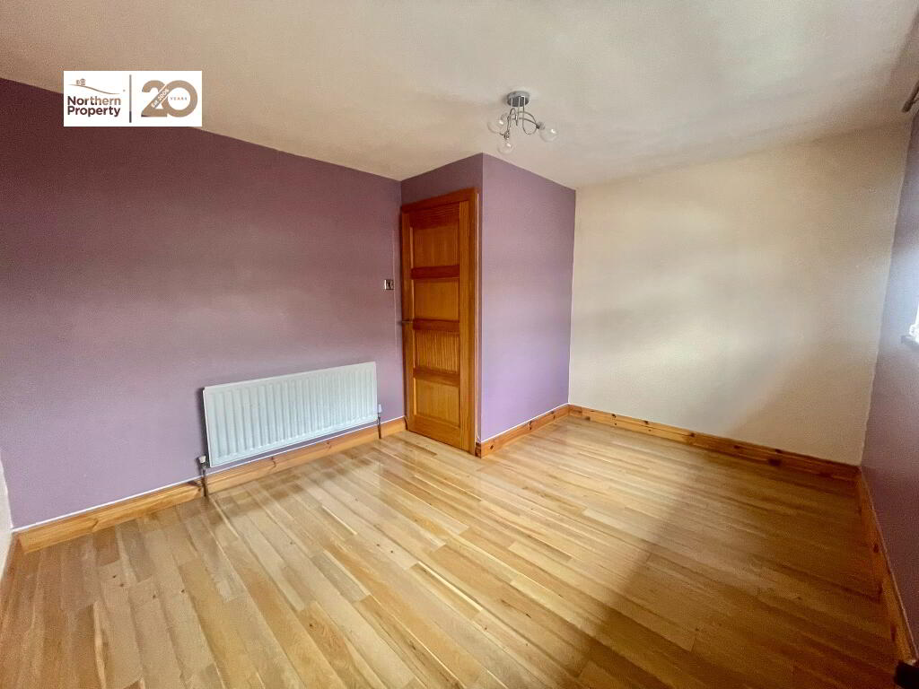 Photo 11 of 102 Ballymurphy Road, Belfast