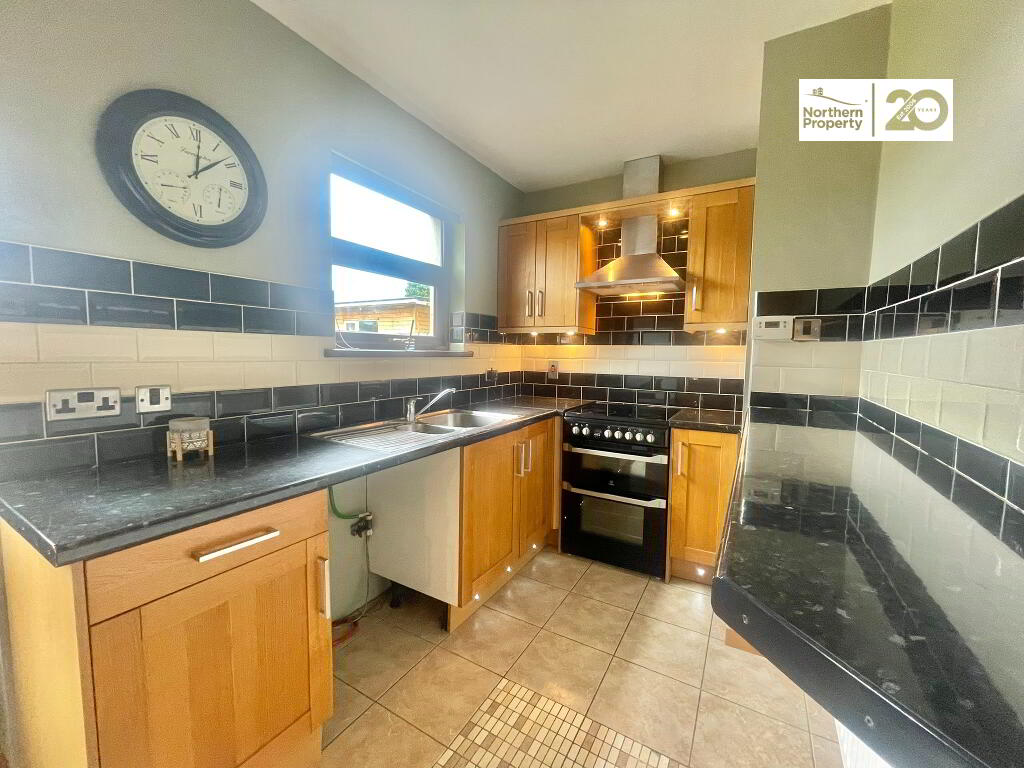 Photo 7 of 102 Ballymurphy Road, Belfast