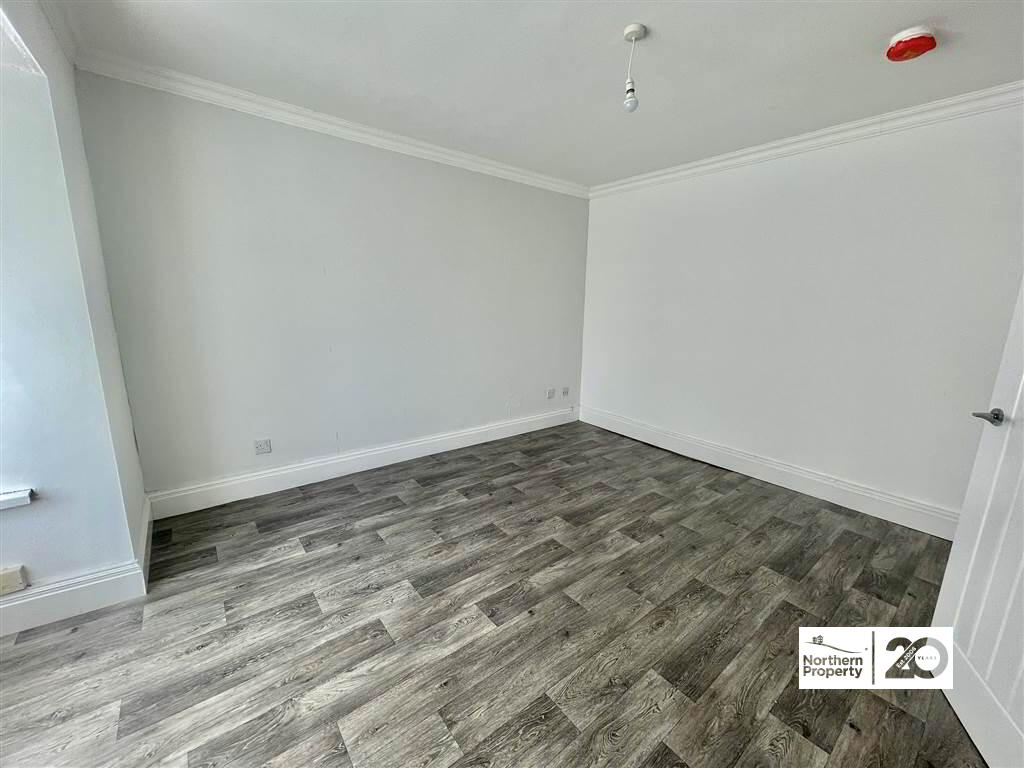 Photo 5 of 39 Monagh Road, Belfast