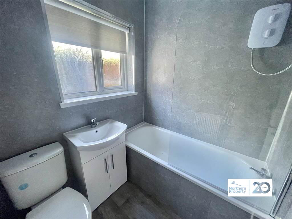 Photo 10 of 39 Monagh Road, Belfast