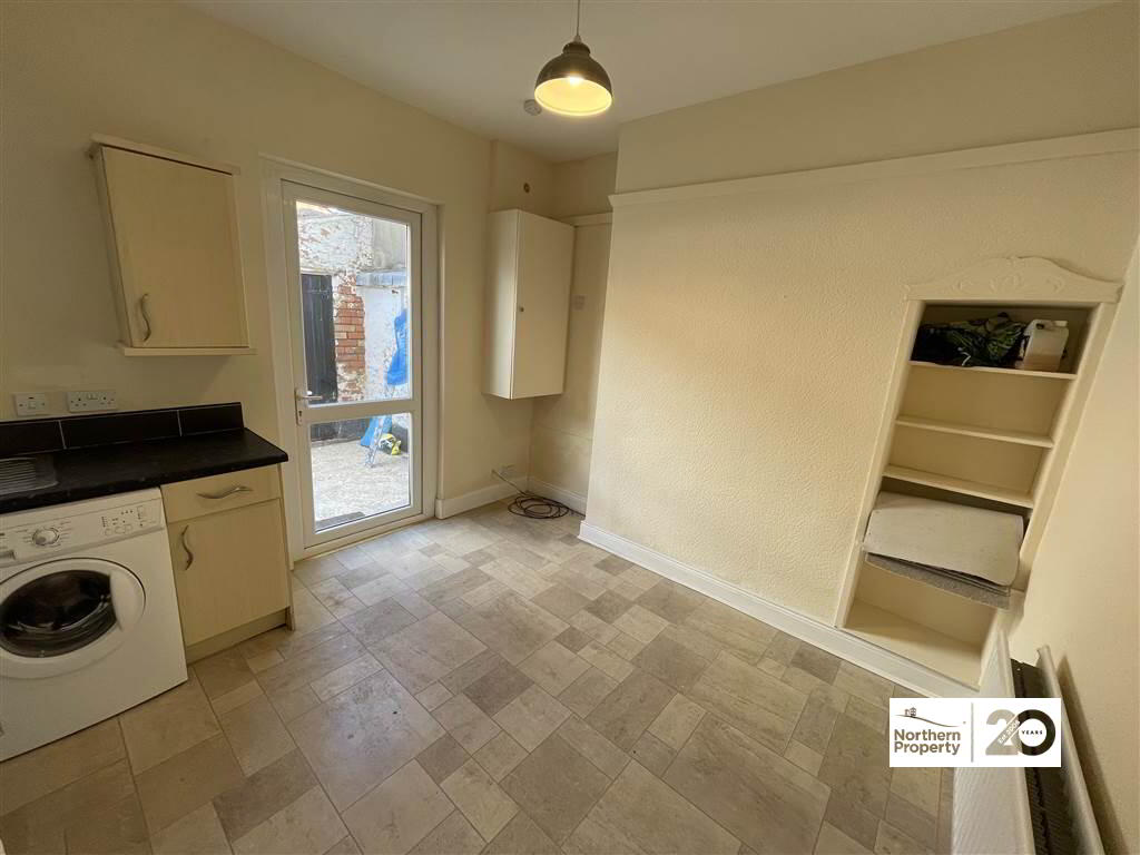 Photo 7 of 38 Iveagh Drive, Belfast