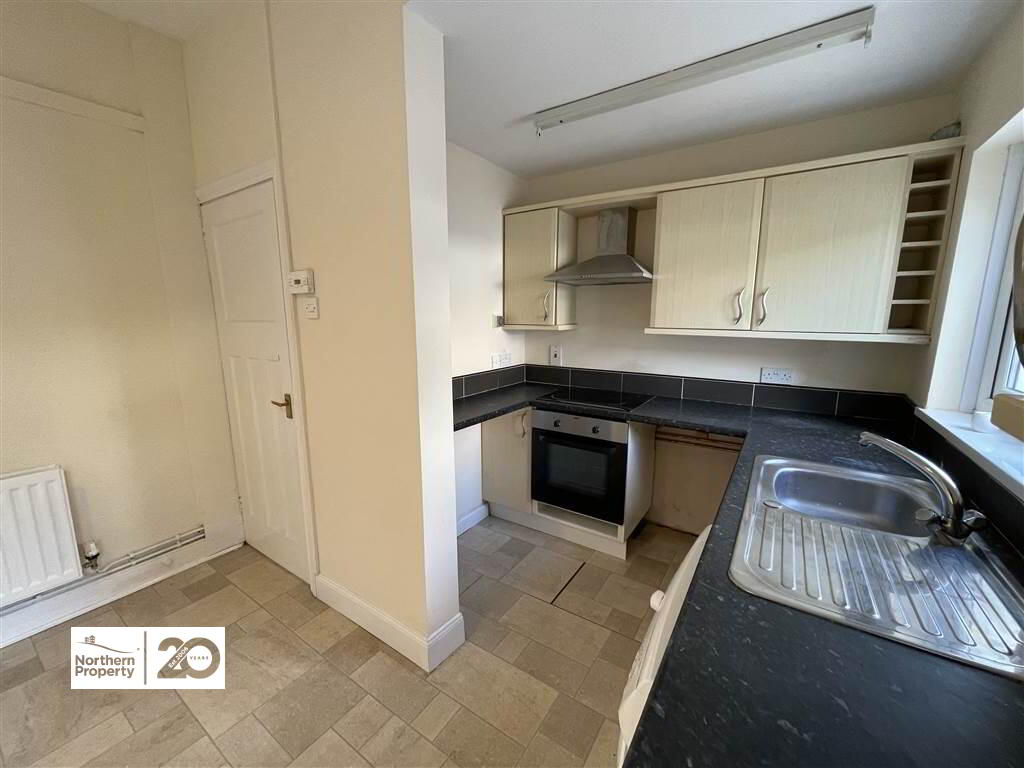 Photo 14 of 38 Iveagh Drive, Belfast