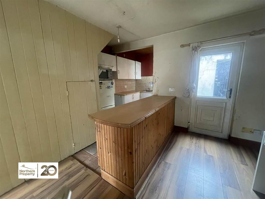 Photo 4 of 30 Empire Drive, Belfast