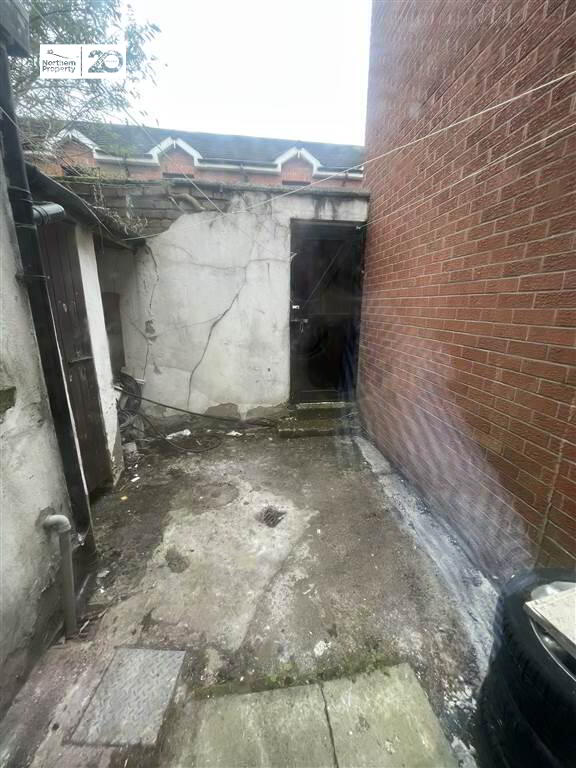 Photo 6 of 30 Empire Drive, Belfast