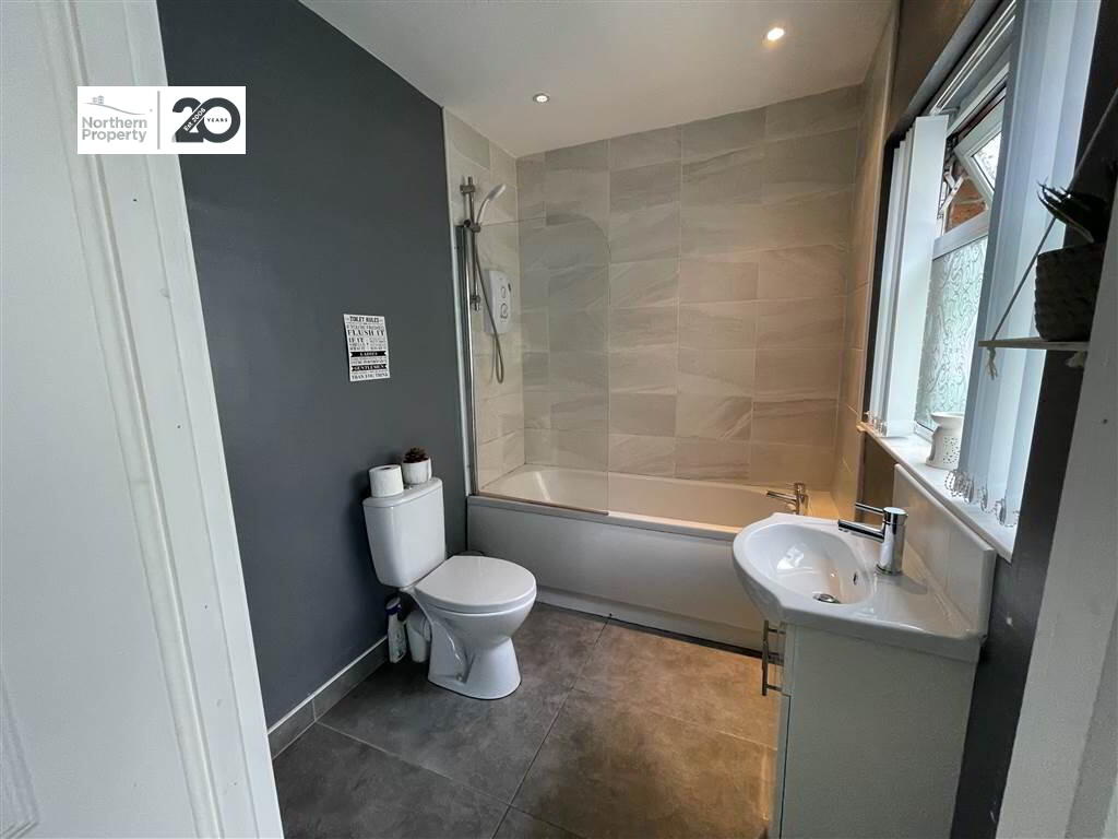 Photo 9 of 70 Locan Street, Belfast